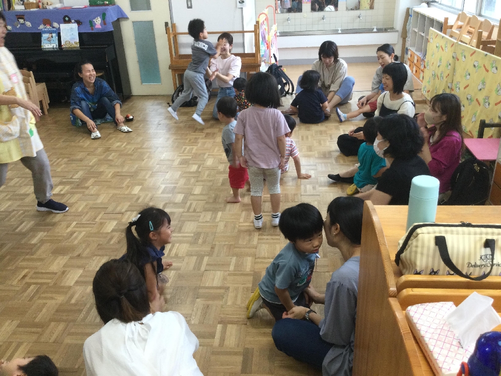 年中組おかあさんありがとうの会